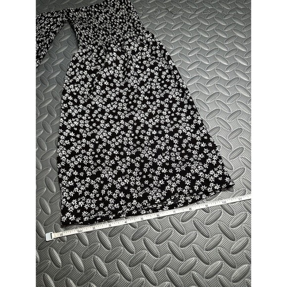 Lulus Picking Daisies Flower print Off-the-Shoulder mini black dress 100%rayon L - Picture 11 of 12